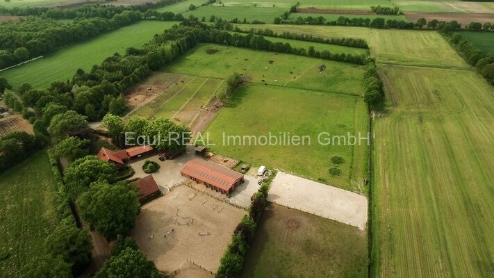 Westerstede: Reitanlage in idyllischer Lage im Ammerland Westerstede: Reitanlage in idyllischer Lage im Ammerland