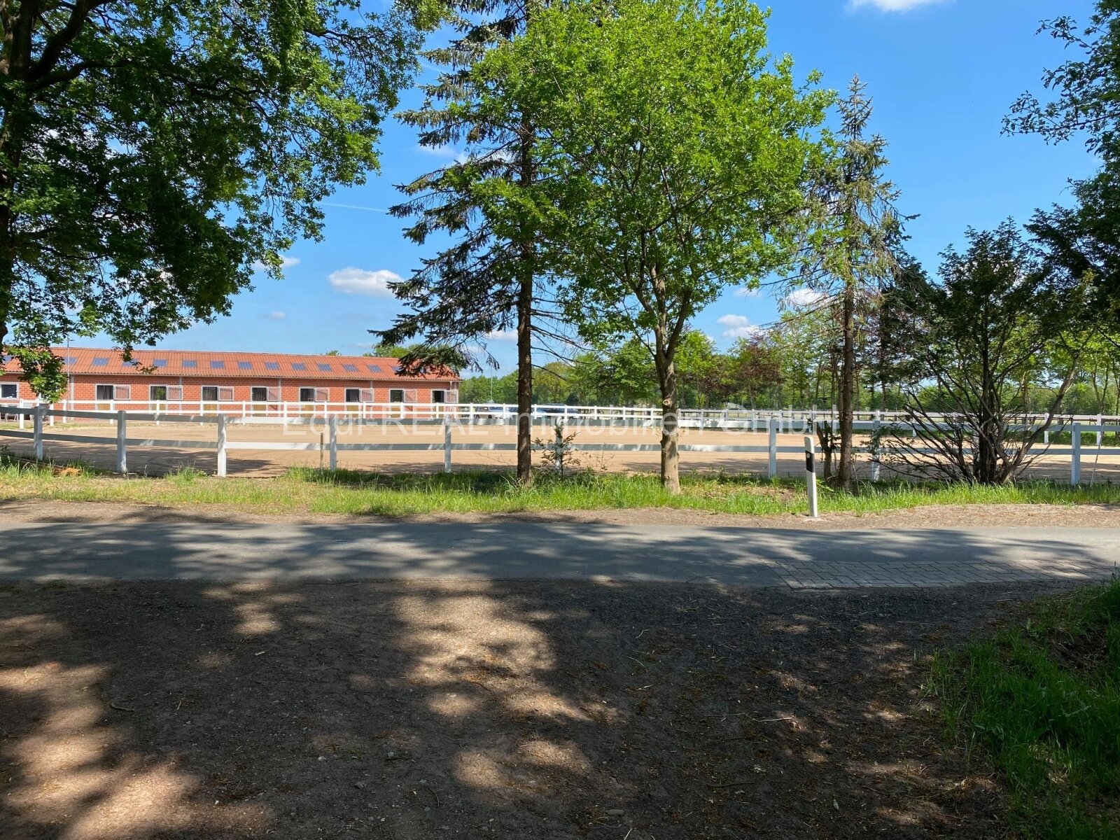 Reitanlage in idyllischer Lage im Ammerland