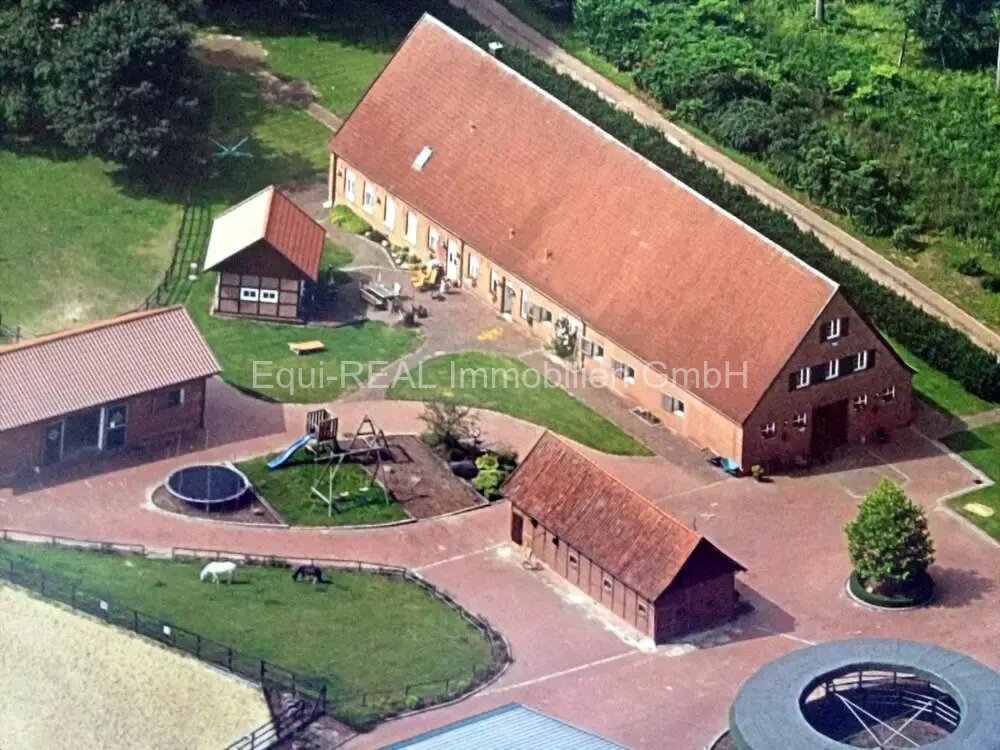 Reitanlage in malerischer Lage