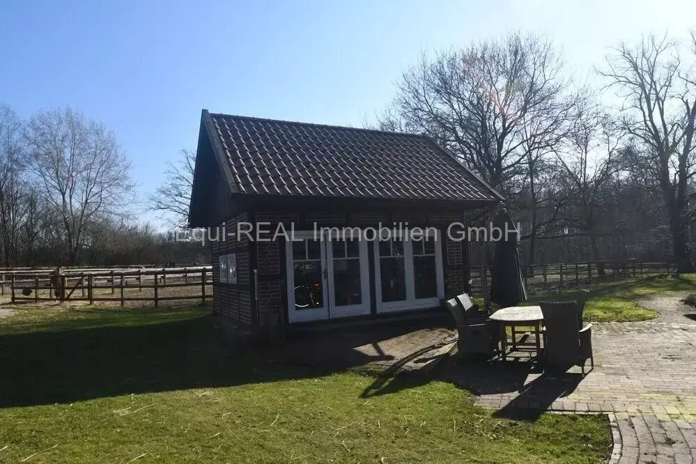 Reitanlage in malerischer Lage