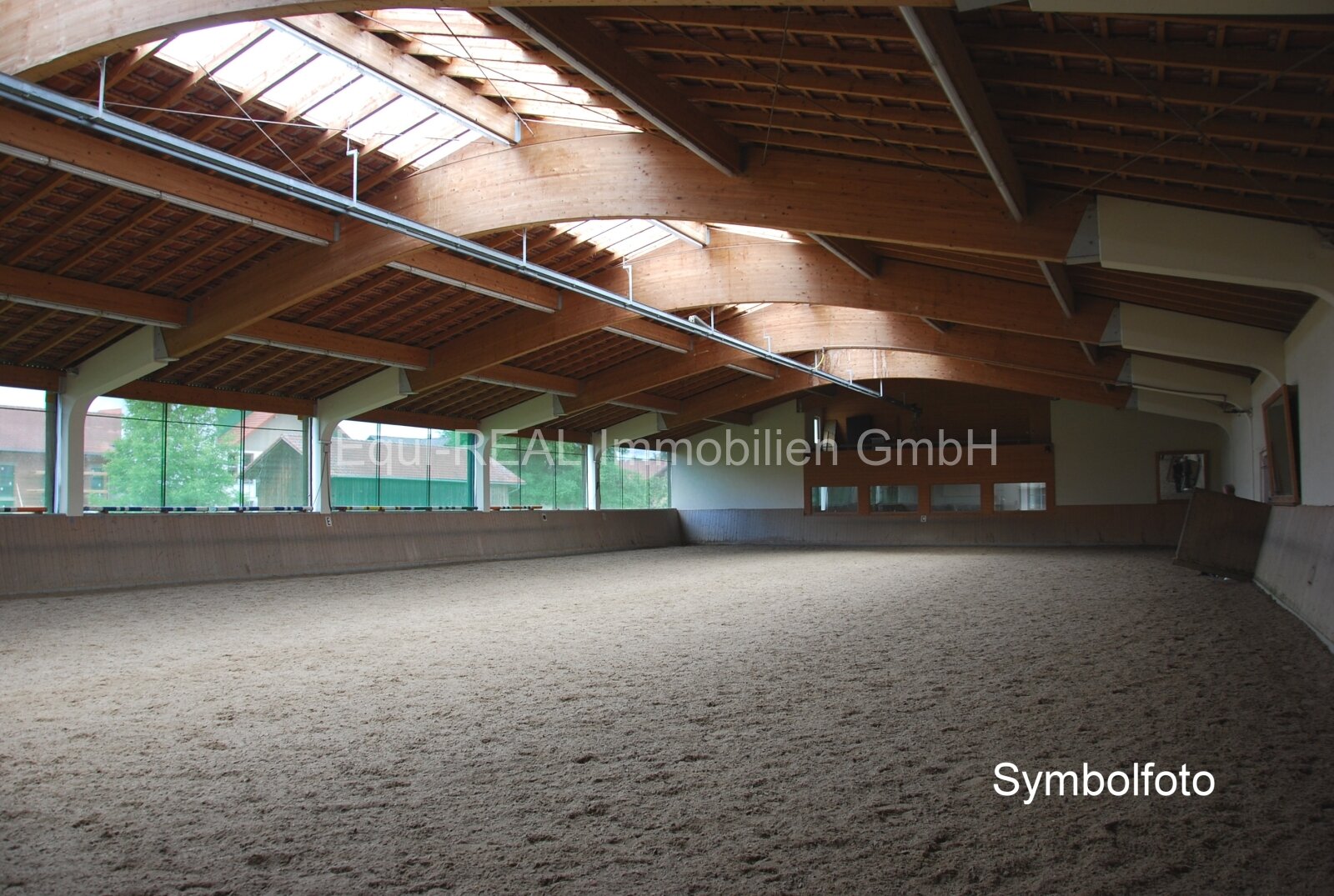 Baden: Reitanlage in Vollbetrieb Wien-Süd Baden: Reitanlage in Vollbetrieb Wien-Süd